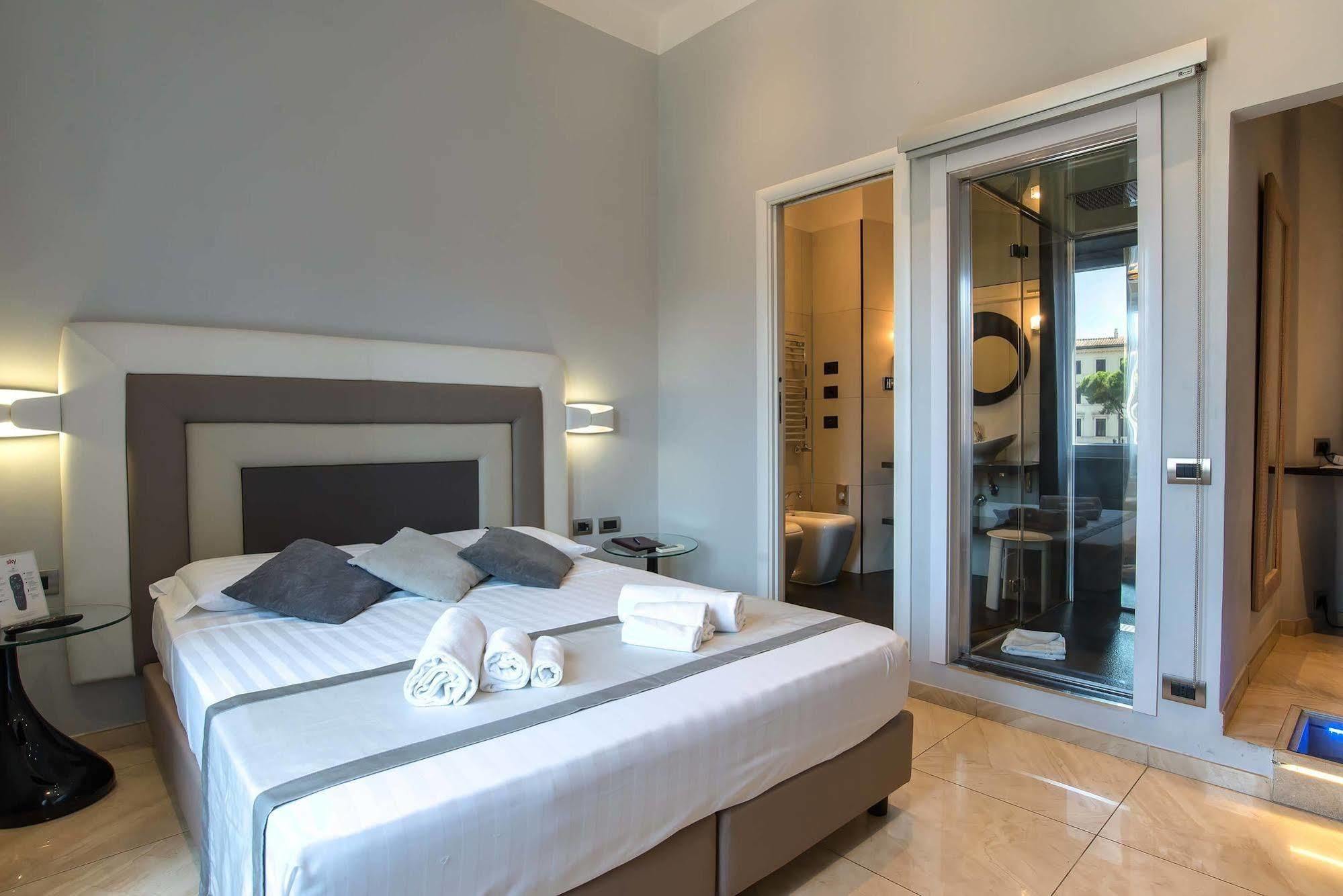 Pantheon Caesar Relais Hotel Rome Buitenkant foto